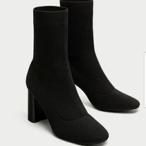 SIZE 10/41 "ZARA Basic collection socks black booties